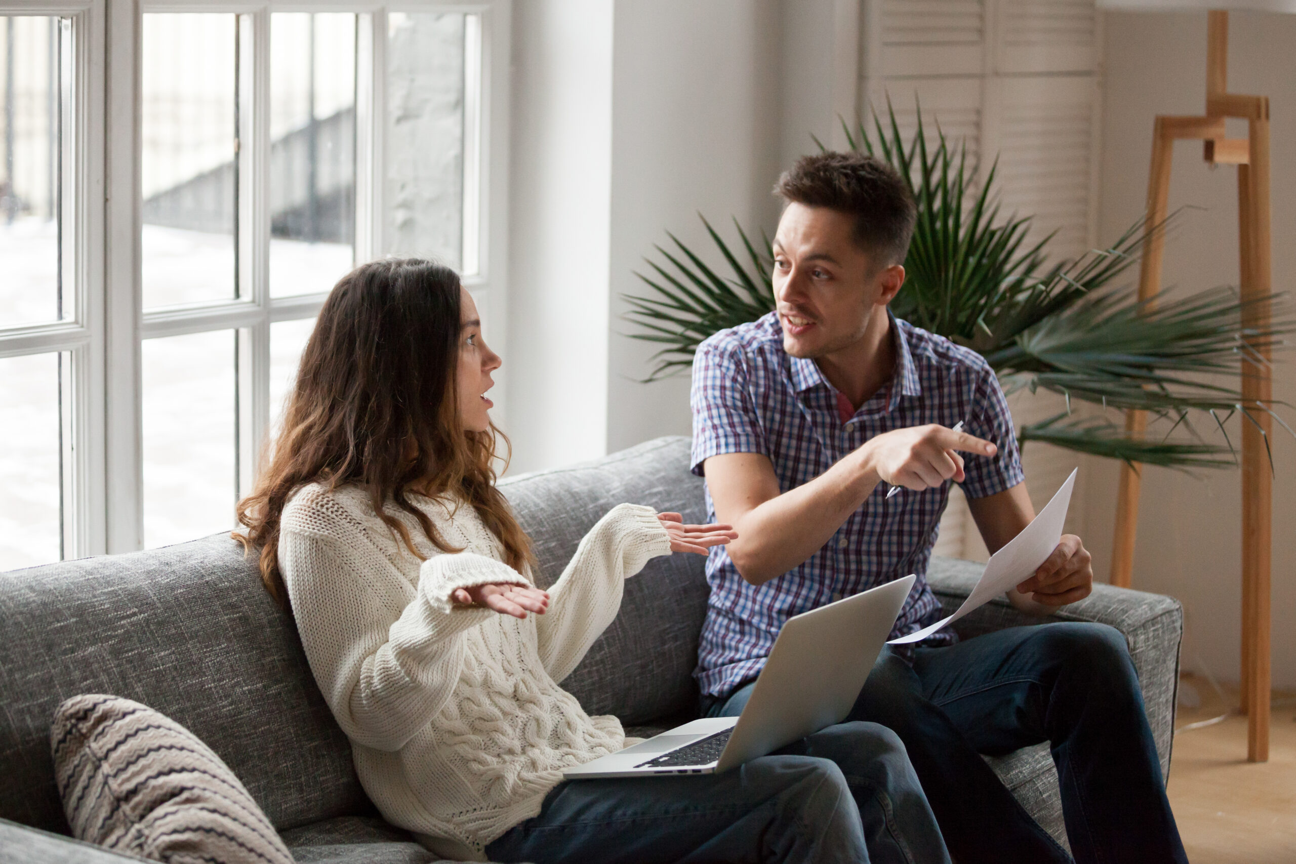 Couple discussing relationship issues and solutions with therapist, Nancy Spears Counseling in Murfreesboro, Tennessee.